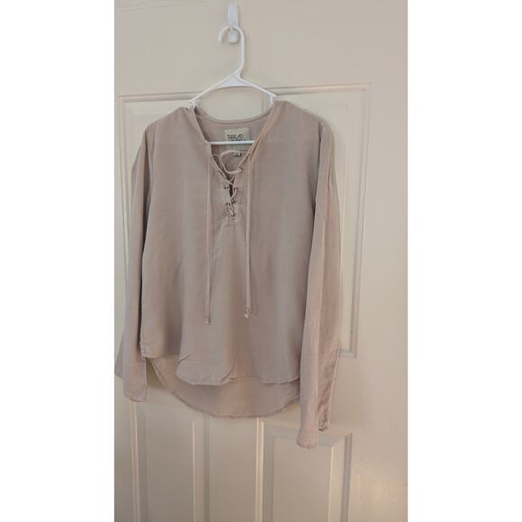Thread & Supply Lace Up Front Long Sleeve Cream Blouse, Large Y2K, Boho - Picture 1 of 9